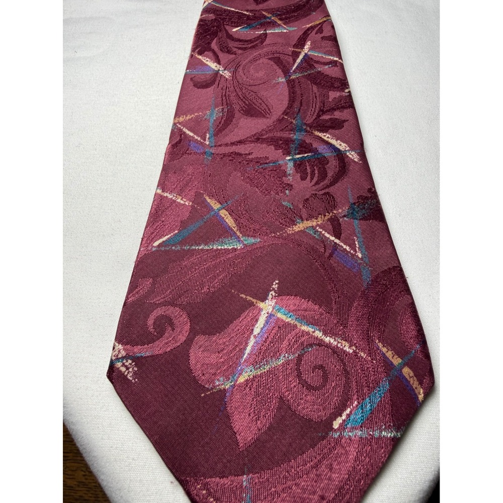 Botany 500 Classic Burgundy Red Geometric Pattern Silk‎ Blend Necktie